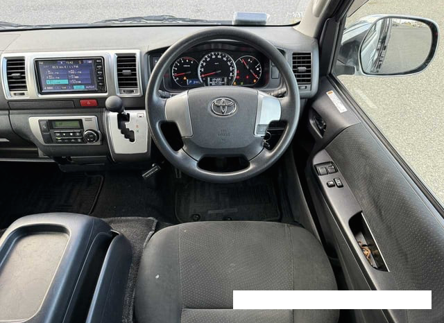 2020 TOYOTA HIACE SUPER GL full