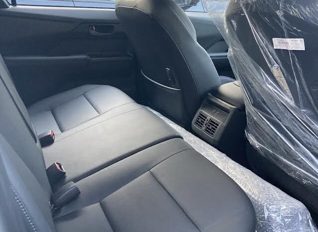 2026 TOYOTA HILUX  TRAVO OVERLAND full