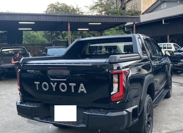 2026 TOYOTA HILUX TRAVO OVERLAND full